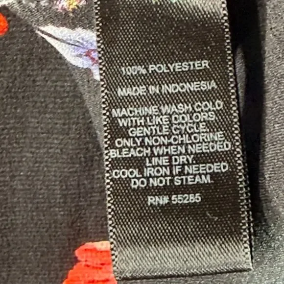 Express The Portofino Shirt Slim Fit Floral Long Sleeve Blouse Black Red Small - Picture 12 of 13